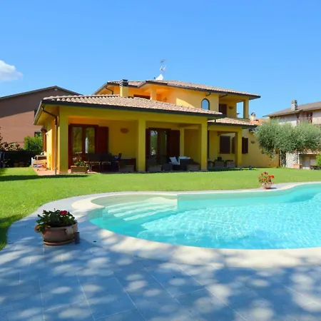 Pretty In With Garden And Private Pool Marsciano